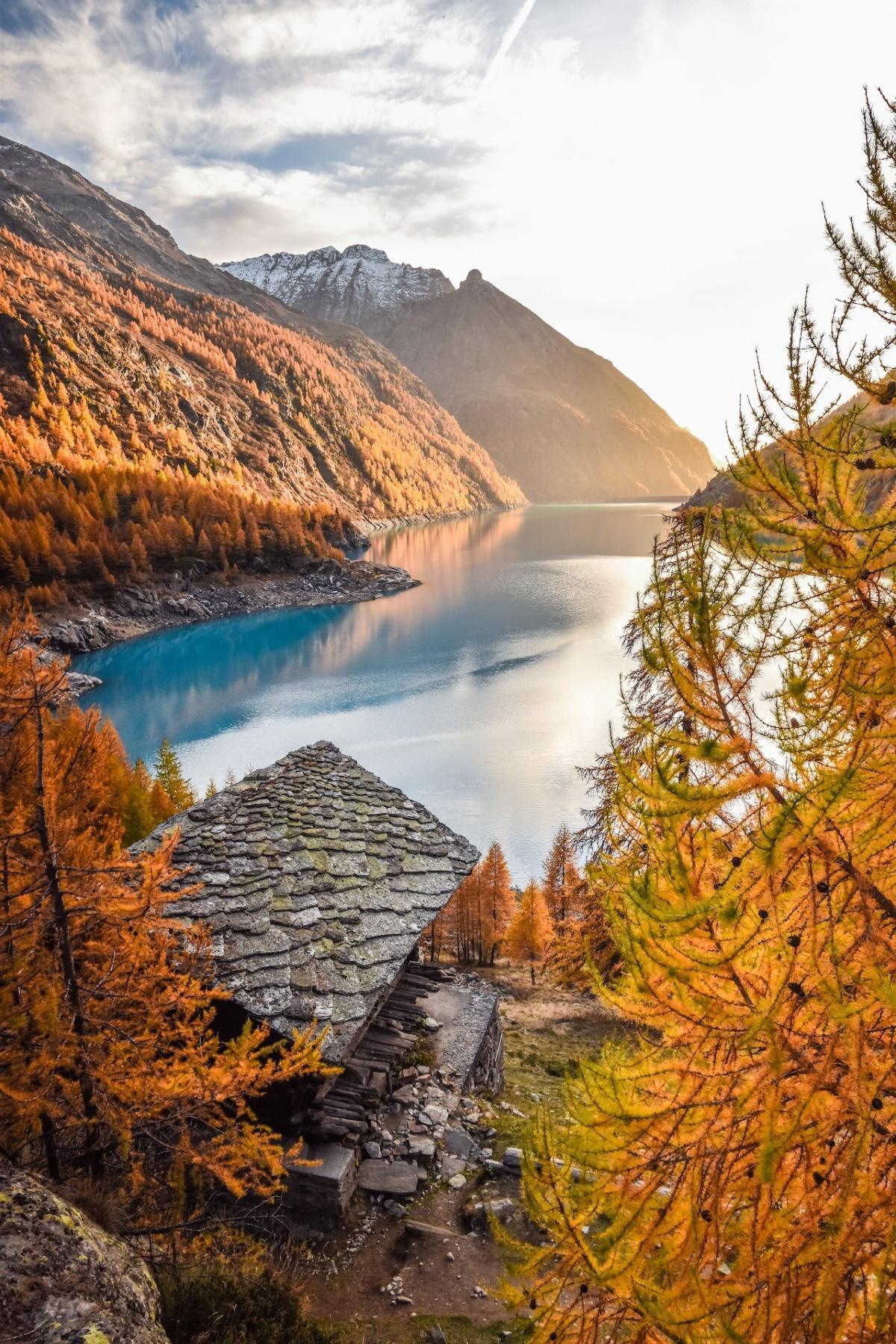 Vallée d'Aoste : l'automne qui redonne toutes ses couleurs aux Alpes italiennes