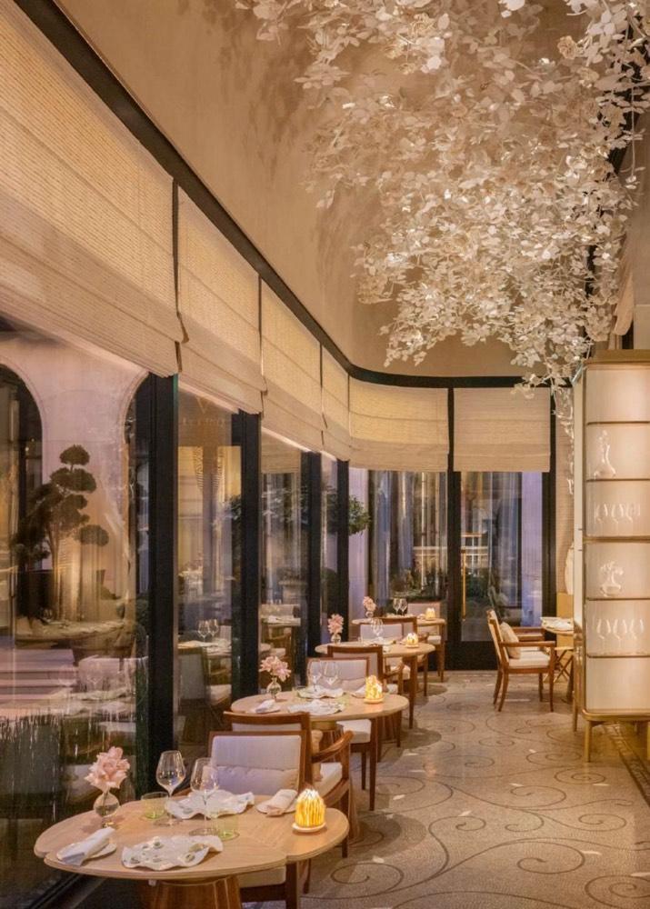 Bertrand Noeureuil prend les commandes de L'Orangerie, au Four Seasons Hotel George V