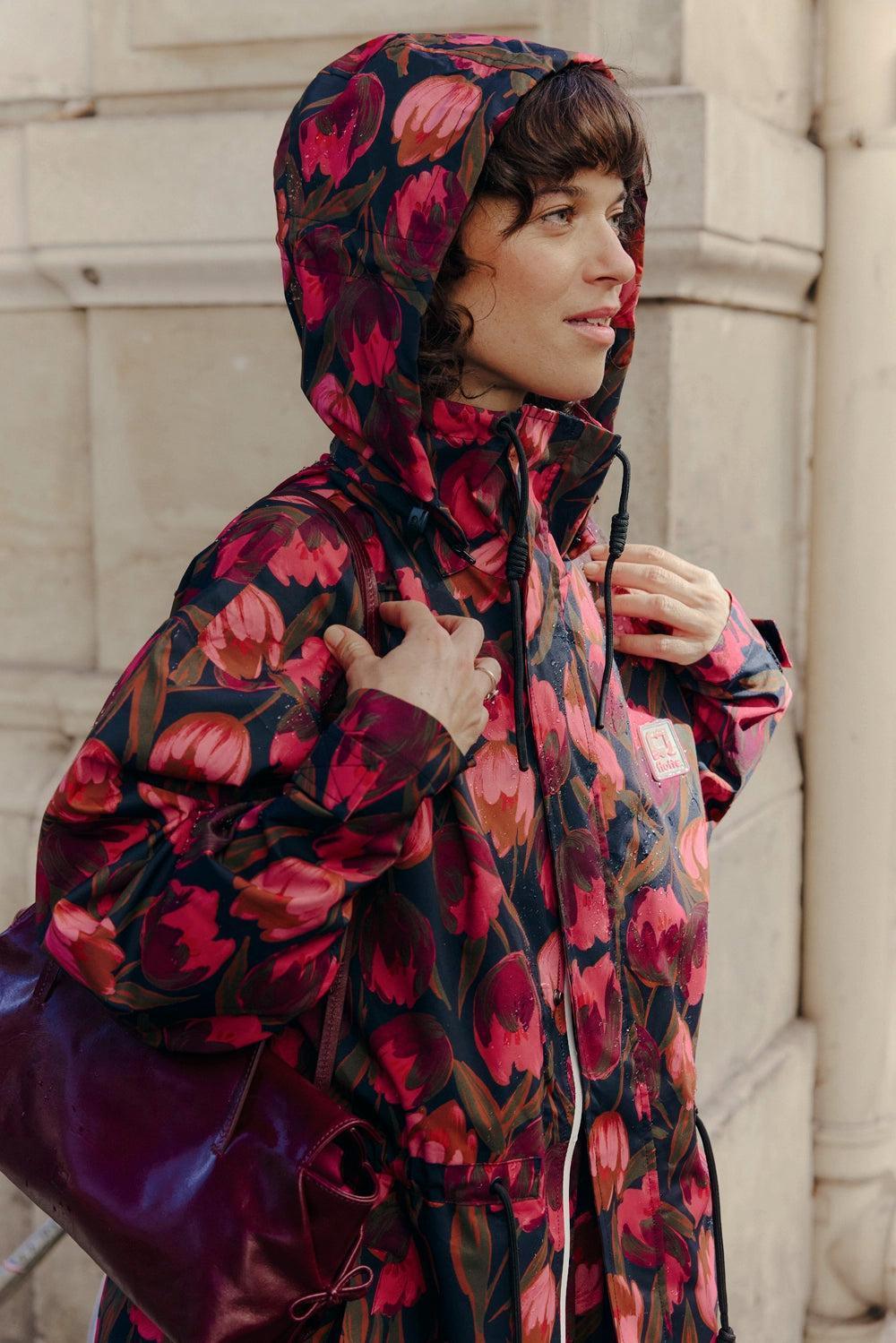Make My Lemonade x Flotte : les imperméables fleuris en polyester recyclé sont de retour Make My Lemonade x Flotte : les imperméables fleuris en polyester recyclé sont de retour