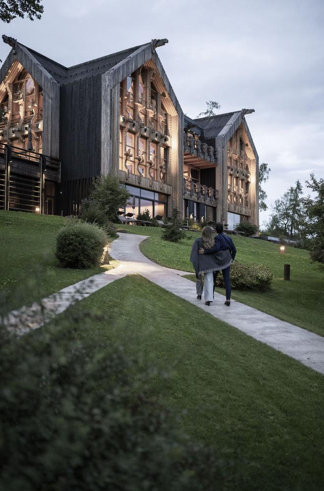 ADLER Spa Resorts & Lodges : quand l'architecture épouse les paysages italiens, des Dolomites à la Sicile