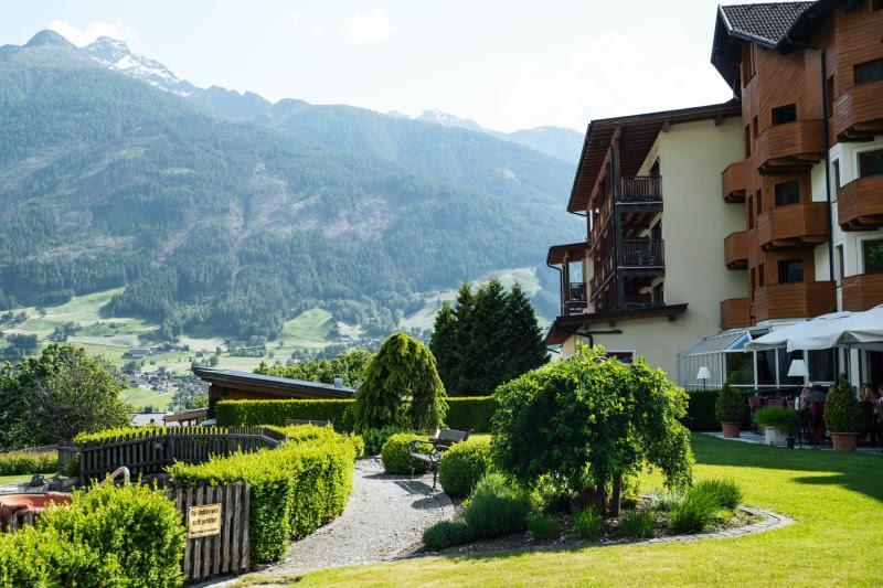 Relais del Maro, Outside et Das Rübezahl : trois hôtels qui refusent l'architecture spectaculaire Relais del Maro, Outside et Das Rübezahl : trois hôtels qui refusent l'architecture spectaculaire