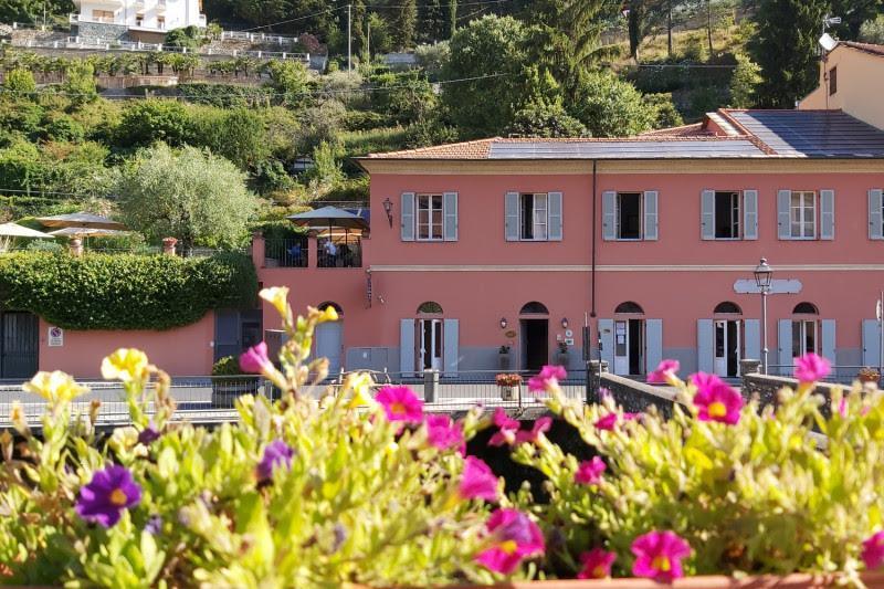 Relais del Maro, Outside et Das Rübezahl : trois hôtels qui refusent l'architecture spectaculaire