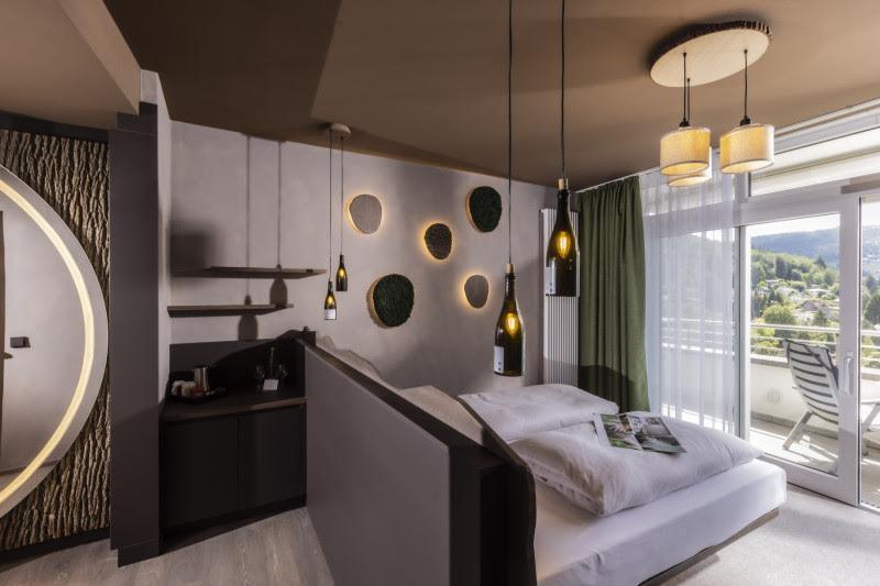 OLM Nature Escape, Schwarzwald Panorama et Hôtel Korinjak : quand le lieu façonne l'architecture OLM Nature Escape, Schwarzwald Panorama et Hôtel Korinjak : quand le lieu façonne l'architecture