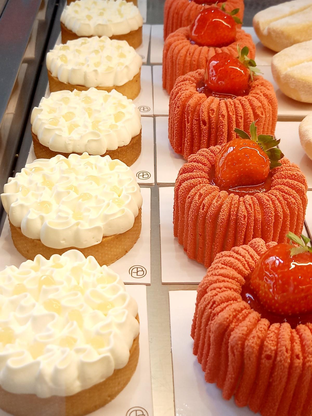 ALEXANDRE BOULANGER BOUTIQUE - Pastry Chef ALEXANDRE BOULANGER BOUTIQUE - Pastry Chef