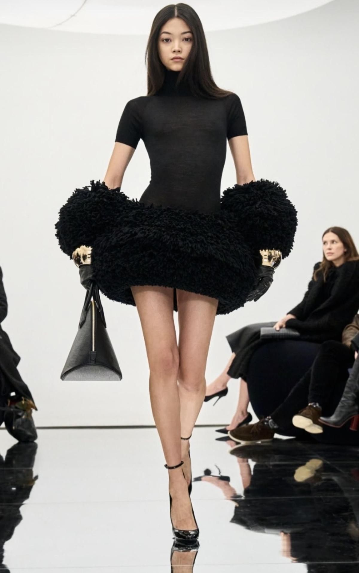 MAISON FABRE - PARIS (Jardin du Palais Royal) MAISON FABRE - PARIS (Jardin du Palais Royal)