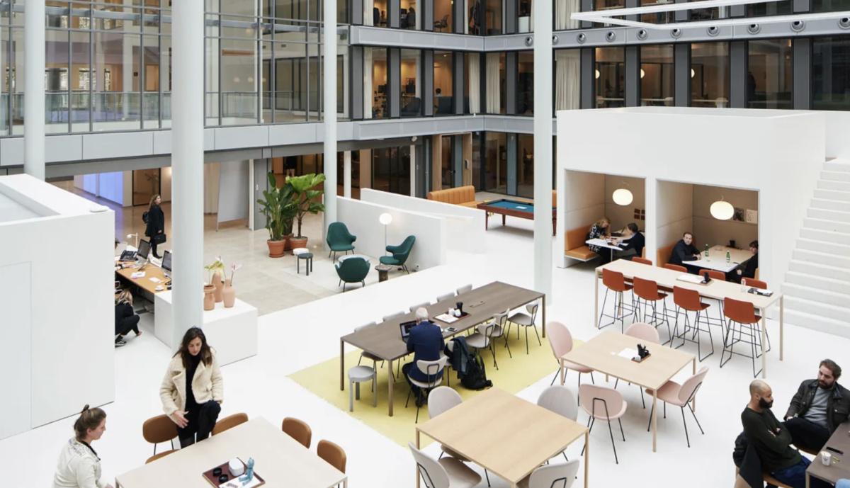 IWG (International Workplace Group) - REGUS IWG (International Workplace Group) - REGUS