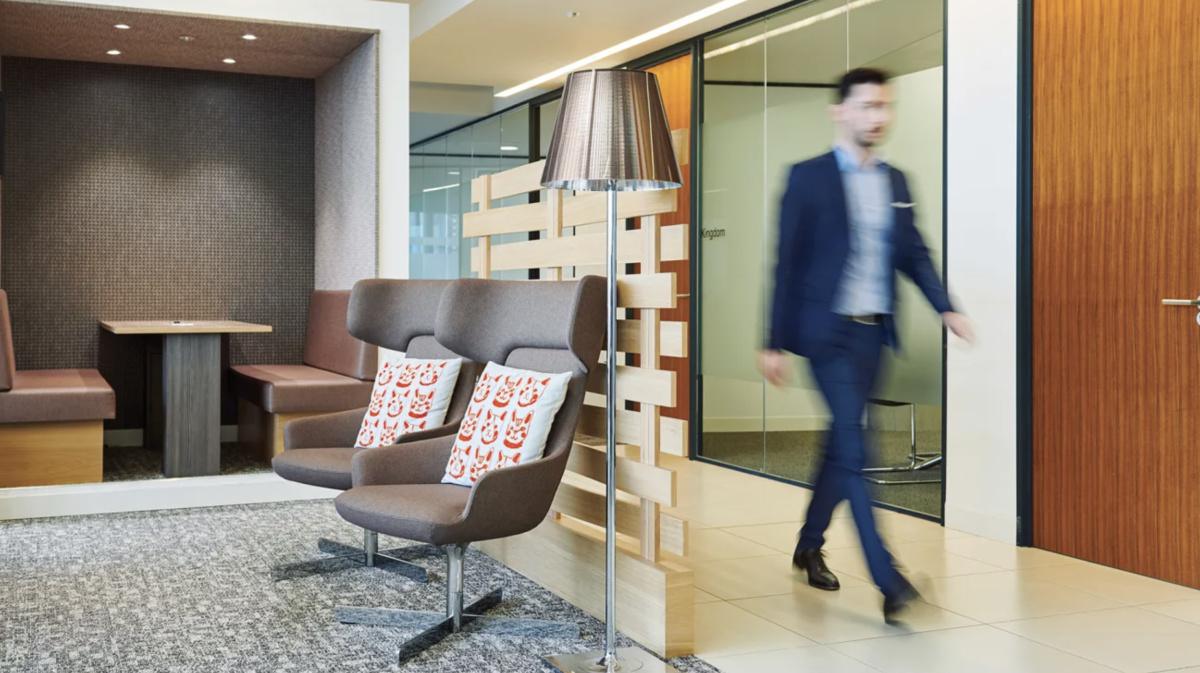 IWG (International Workplace Group) - REGUS IWG (International Workplace Group) - REGUS