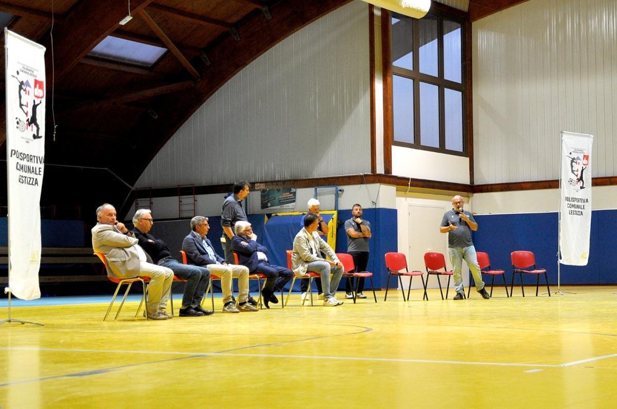 PRESENTAZIONE DEL SETTORE GIOVANILE E DEL PROGETTO UDINESE ACADEMY PRESENTAZIONE DEL SETTORE GIOVANILE E DEL PROGETTO UDINESE ACADEMY