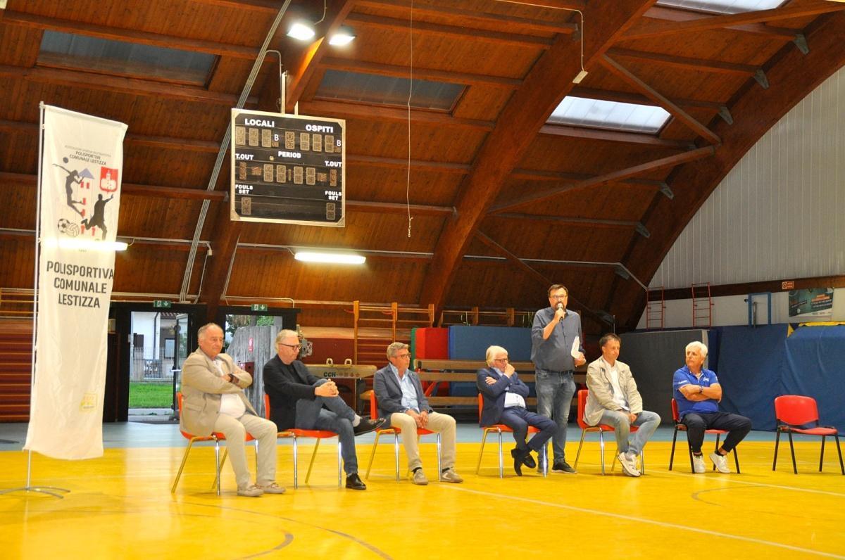 PRESENTAZIONE DEL SETTORE GIOVANILE E DEL PROGETTO UDINESE ACADEMY PRESENTAZIONE DEL SETTORE GIOVANILE E DEL PROGETTO UDINESE ACADEMY