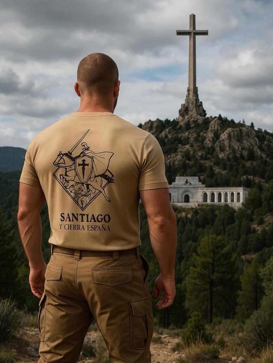 CAMISETA SANTIAGO Y CIERRA ESPAÑA CAMISETA SANTIAGO Y CIERRA ESPAÑA