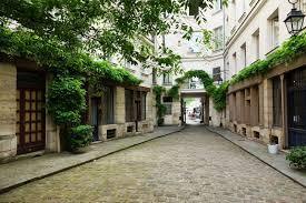 Cour Damoye