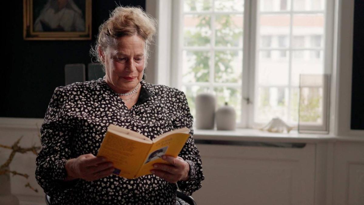 توهمني أنني أكثر حكمة توهمني أنني أكثر حكمة