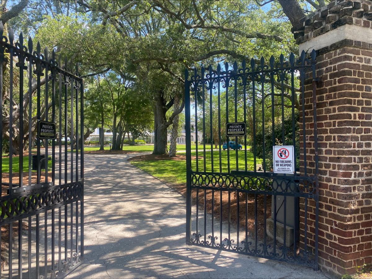 10. Lowndes Grove 266 St. Margaret Street Charleston, SC 29403