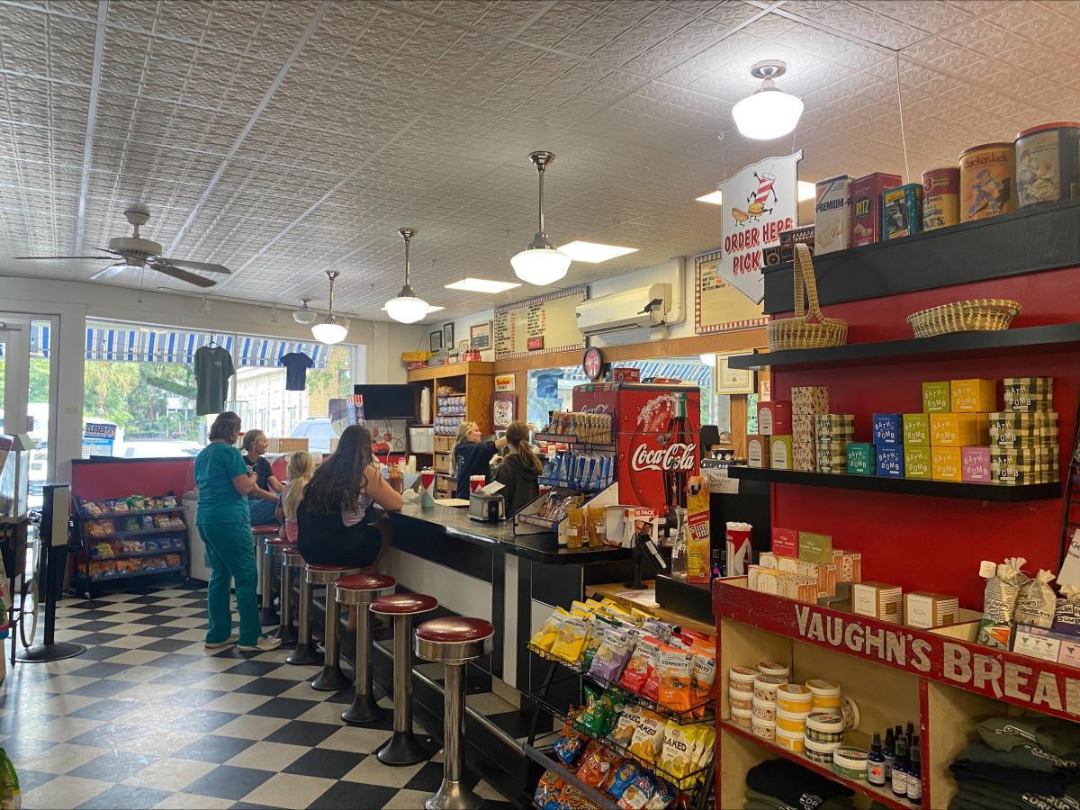 20. Pitt Street Pharmacy 111 Pitt Street Mount Pleasant, SC 29464 20. Pitt Street Pharmacy 111 Pitt Street Mount Pleasant, SC 29464