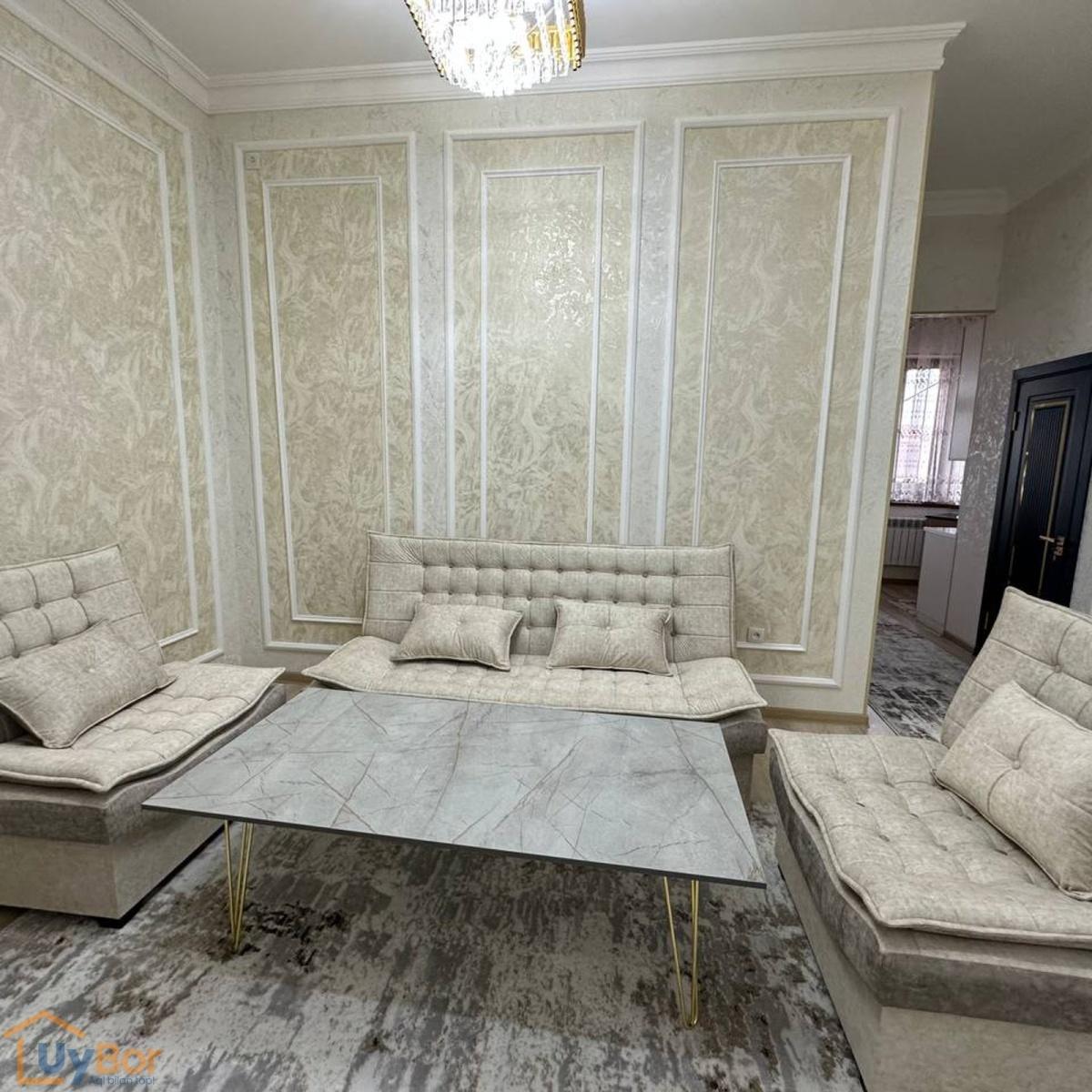 2-комнатная квартира в аренду 900 у.е./мес. 8.18 у.е./м² Комнат 2 Площадь 110 м² Этаж 10/10 Ремонт Евроремонт Материал Кирпичный