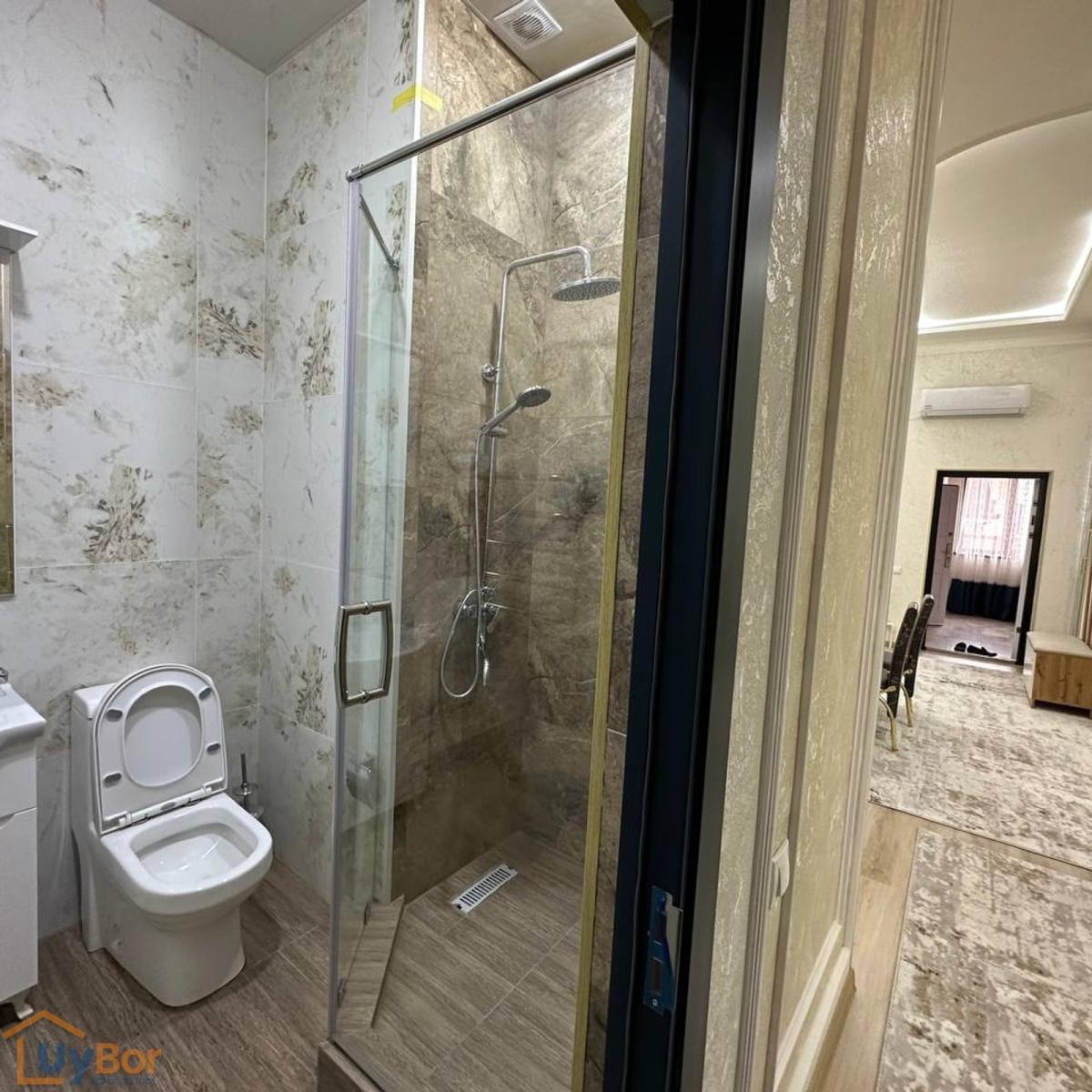 2-комнатная квартира в аренду 900 у.е./мес. 8.18 у.е./м² Комнат 2 Площадь 110 м² Этаж 10/10 Ремонт Евроремонт Материал Кирпичный