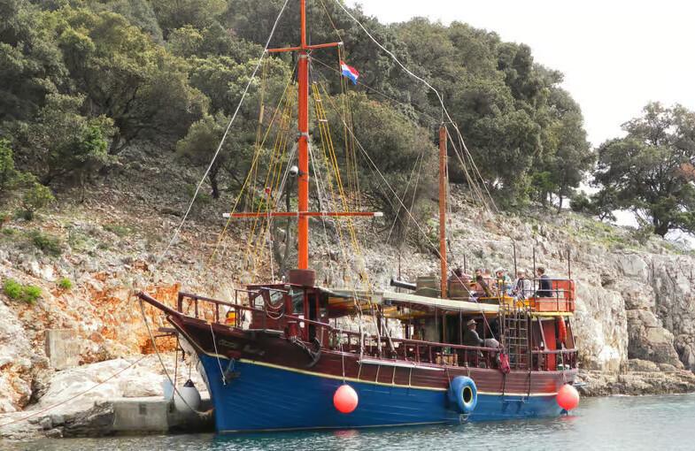 Pirate Cave Tour on Krk – Treasure Hunt & Swimming