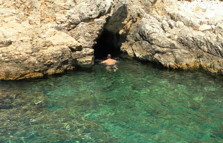 Pirate Cave Tour on Krk – Treasure Hunt & Swimming Pirate Cave Tour on Krk – Treasure Hunt & Swimming