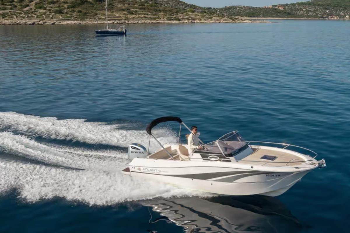 Rent a Boat in Krk – Atlantic 730 (Pet friendly)