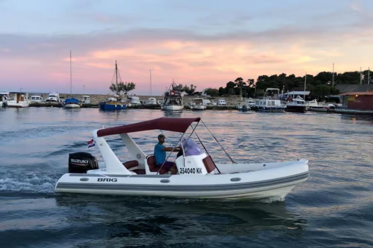 Rent a Boat in Krk – Brig 650 Eagle