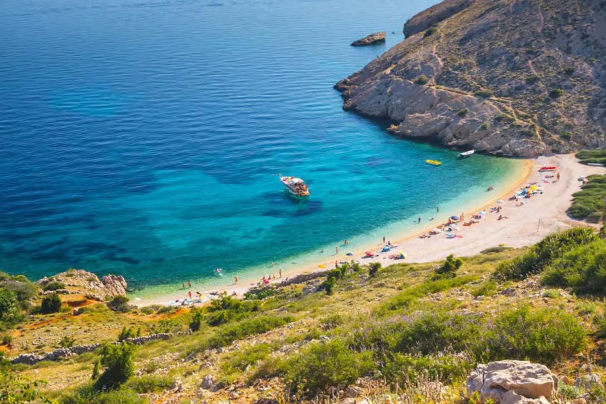 Rent a Boat in Krk – Brig 650 Eagle