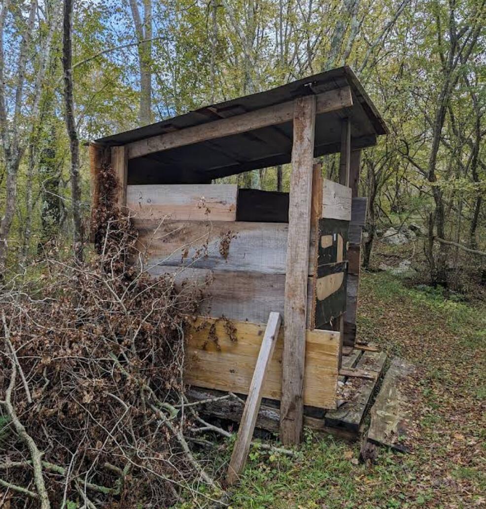 Public Toilet Natural (Milohnići)