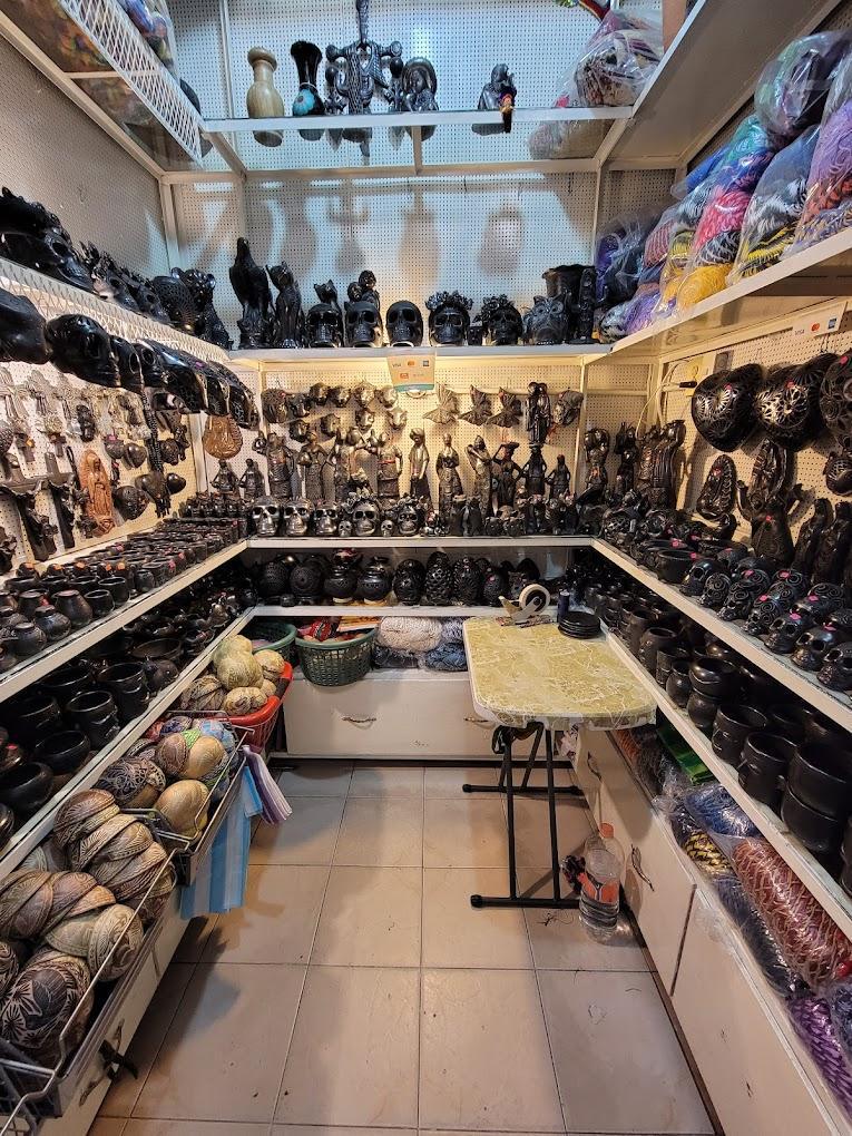 Mercado de Artesanías La Ciudadela Mercado de Artesanías La Ciudadela