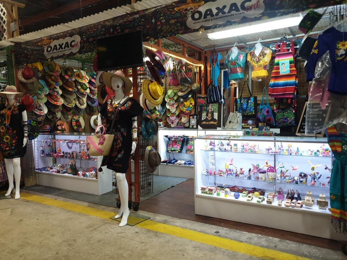 Mercado de Artesanías La Ciudadela Mercado de Artesanías La Ciudadela