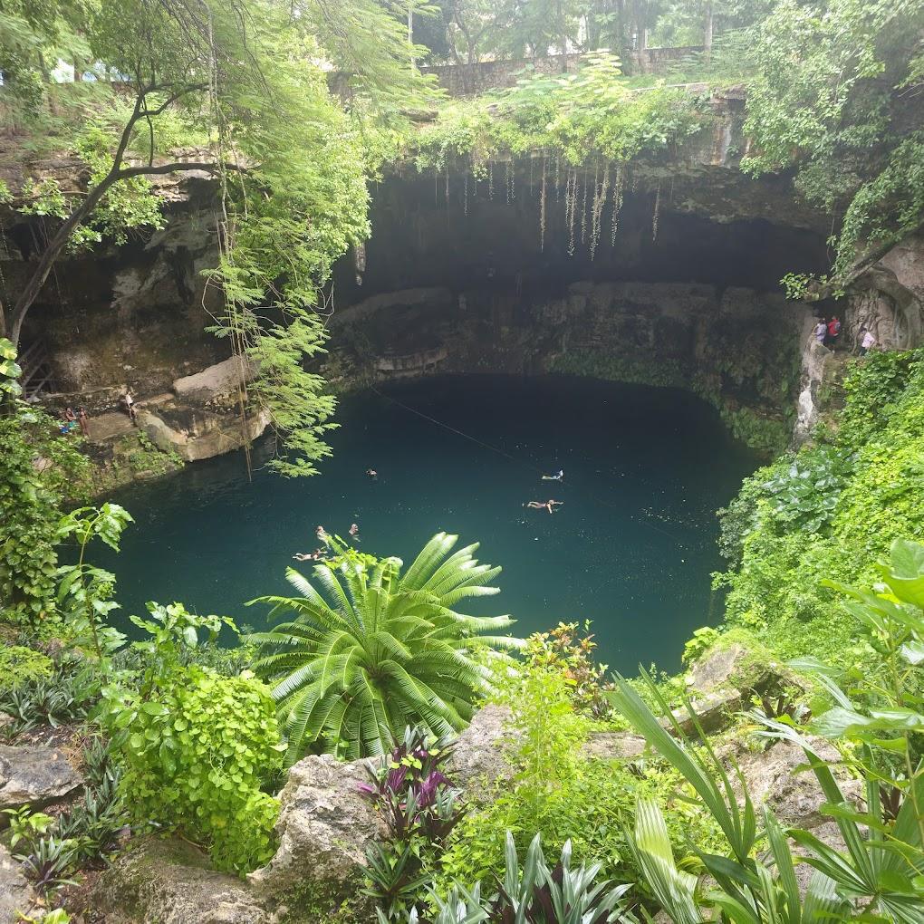 Cenote Zaci Cenote Zaci
