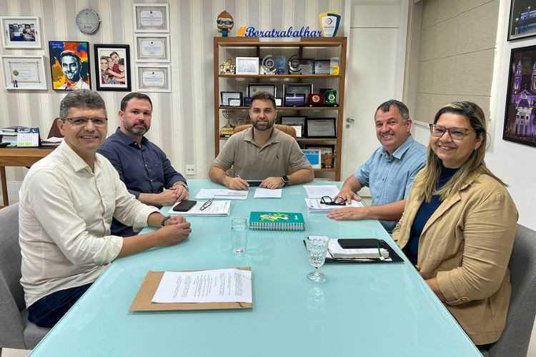 Prefeito anuncia projeto de lei do concurso da Educação