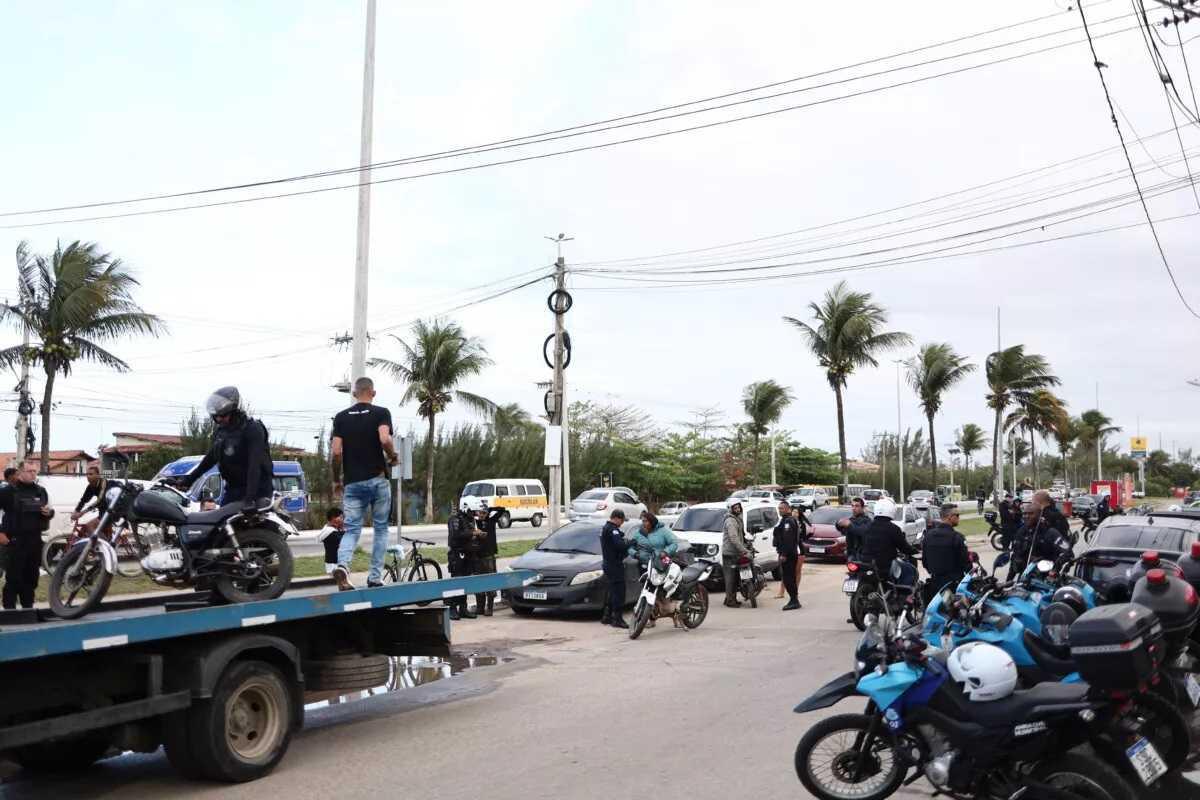 Prefeitura de Cabo Frio realiza operação conjunta para combater motos barulhentas em Tamoios