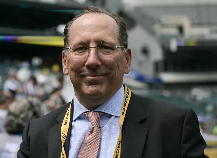 Presidente do Botafogo prevê pacificação entre Textor e Eagle e exalta parceria grega
