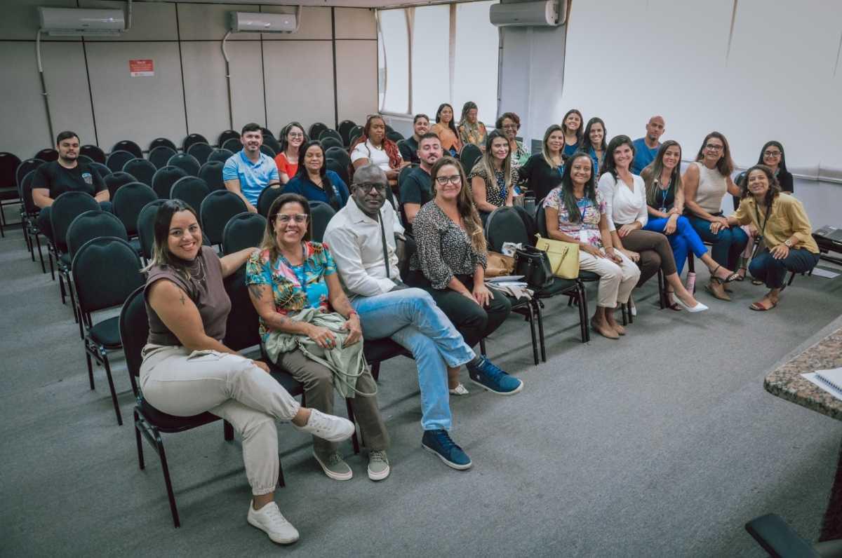 Itaboraí é destaque em apresentação de experiências exitosas da eMulti 