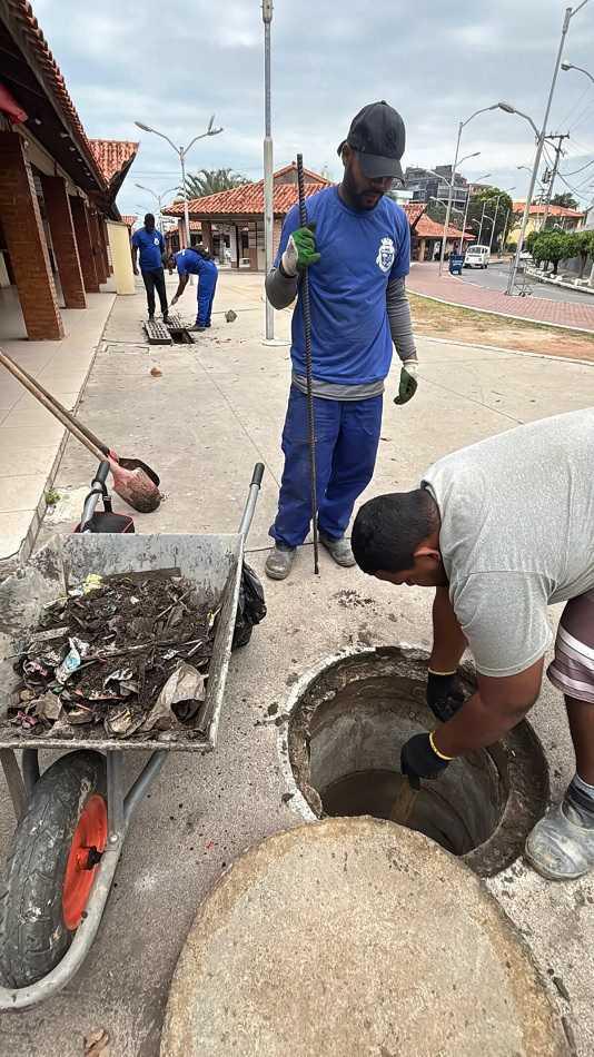 Prefeitura de Cabo Frio retira 13 toneladas de resíduos na Praça da Cidadania