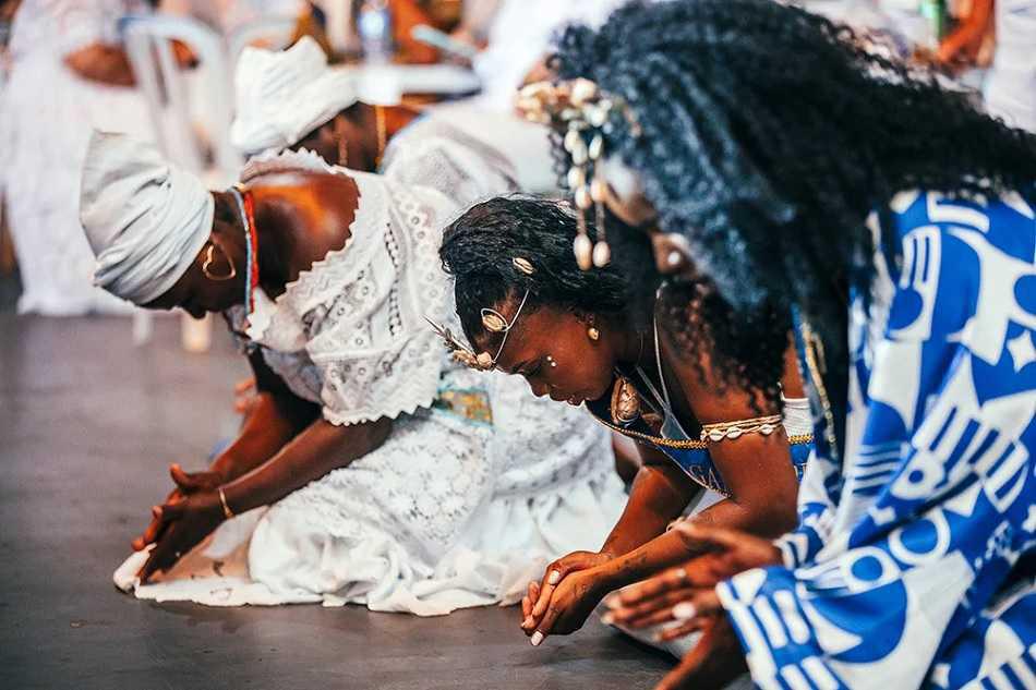 Encontro de Povos de Terreiro celebra criança e mulher ancestral na Gamboa e artes