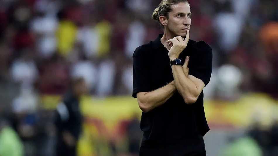 Probabilidade de título do Flamengo cai para 33% após empate no clássico