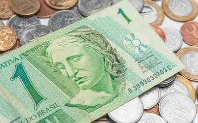 Brasil enfrenta cenário fiscal menos otimista em 2026 com déficit crescente e alerta de insolvência