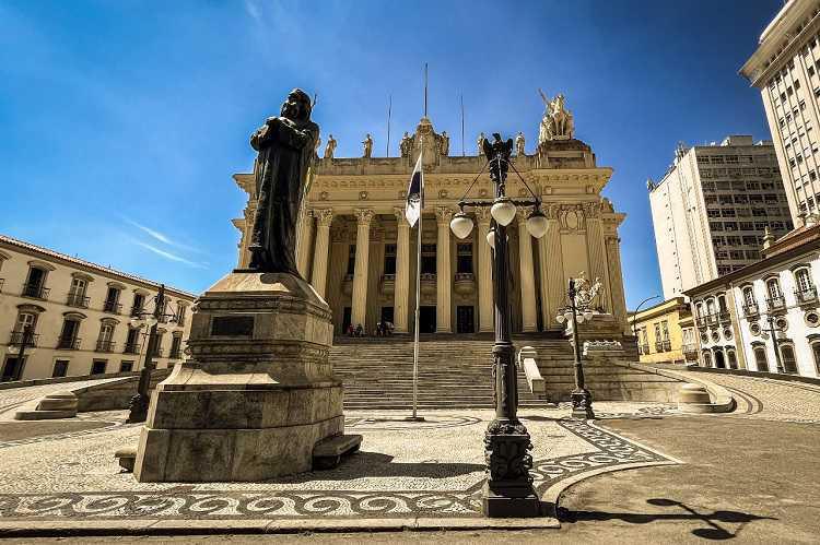 Palácio dos Sonhos: Visita teatral gratuita celebra o Dia das Crianças Palácio dos Sonhos: Visita teatral gratuita celebra o Dia das Crianças