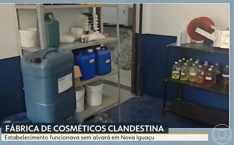 Operação fecha fábrica clandestina de cosméticos em Nova Iguaçu e prende dono em flagrante Operação fecha fábrica clandestina de cosméticos em Nova Iguaçu e prende dono em flagrante