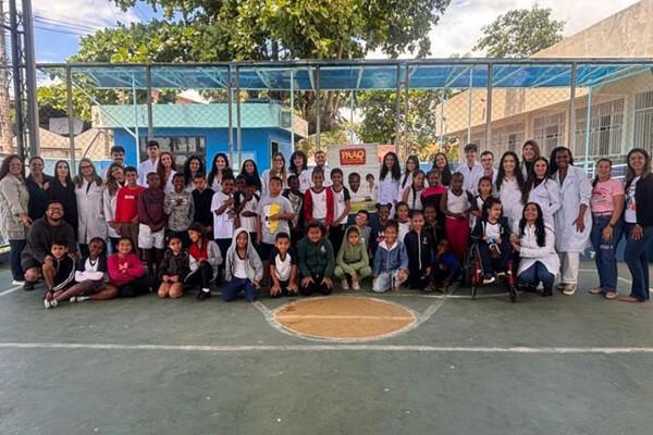 Programa de Assistência aos Assentados e Quilombolas (PAAQ), de Campos, leva assistência à população da zona rural de Cafuringa Programa de Assistência aos Assentados e Quilombolas (PAAQ), de Campos, leva assistência à população da zona rural de Cafuringa