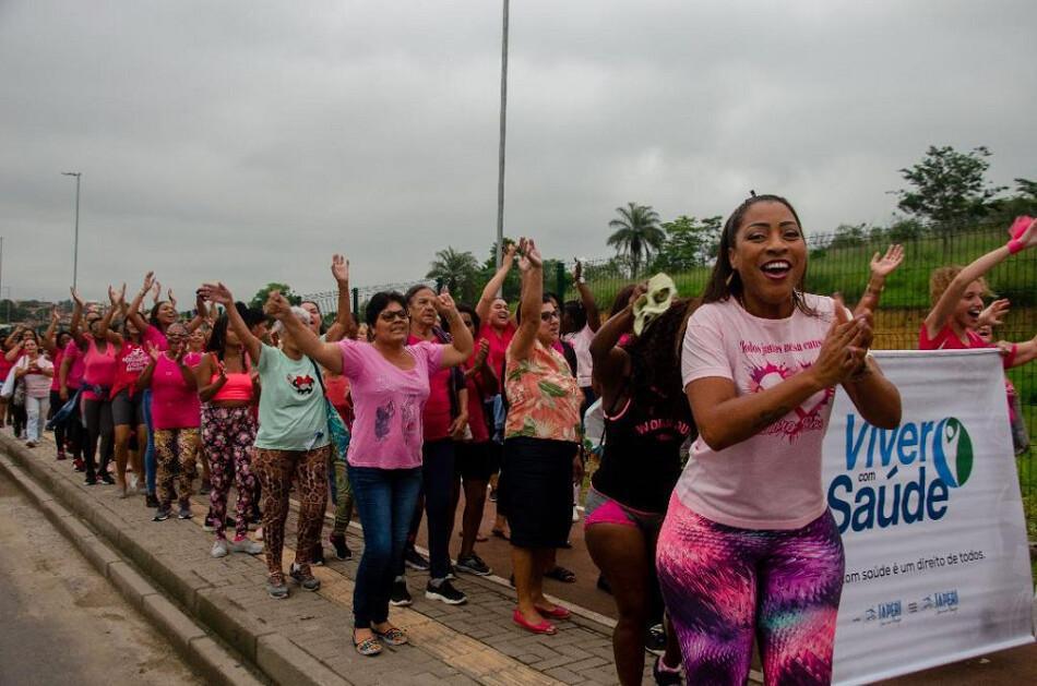 Caminhada do Outubro Rosa mobiliza Japeri Caminhada do Outubro Rosa mobiliza Japeri