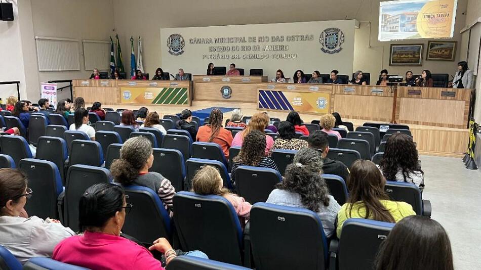 Rio das Ostras avalia políticas públicas para mulheres