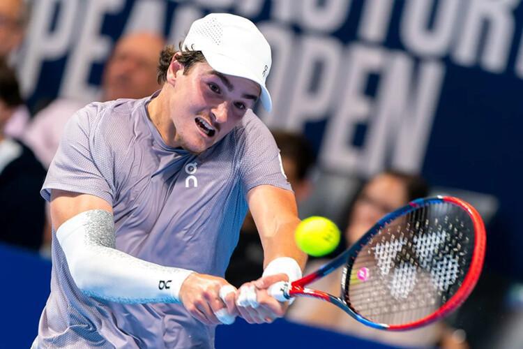 João Fonseca entra no top 30 mundial após título do ATP da Basileia