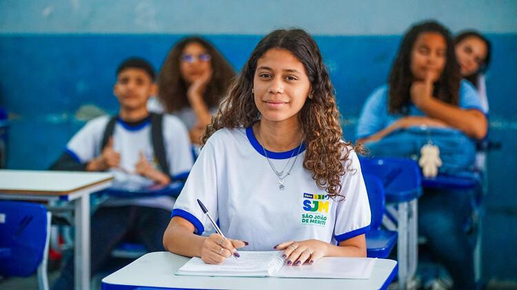 Meriti inicia aplicação do Saeb nas escolas municipais a partir de hoje