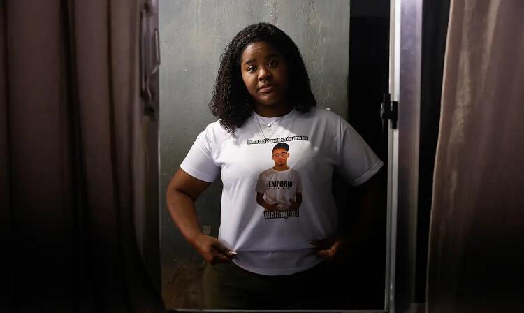 Mãe denuncia execução em operação e cobra políticas para a juventude Mãe denuncia execução em operação e cobra políticas para a juventude