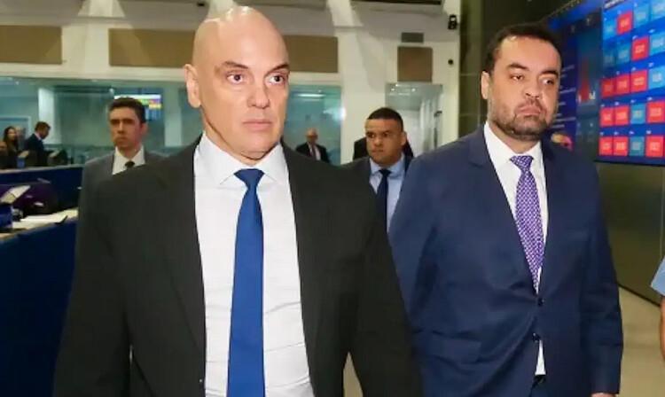 Castro e Moraes discutem operação e retomada de territórios no Rio Castro e Moraes discutem operação e retomada de territórios no Rio