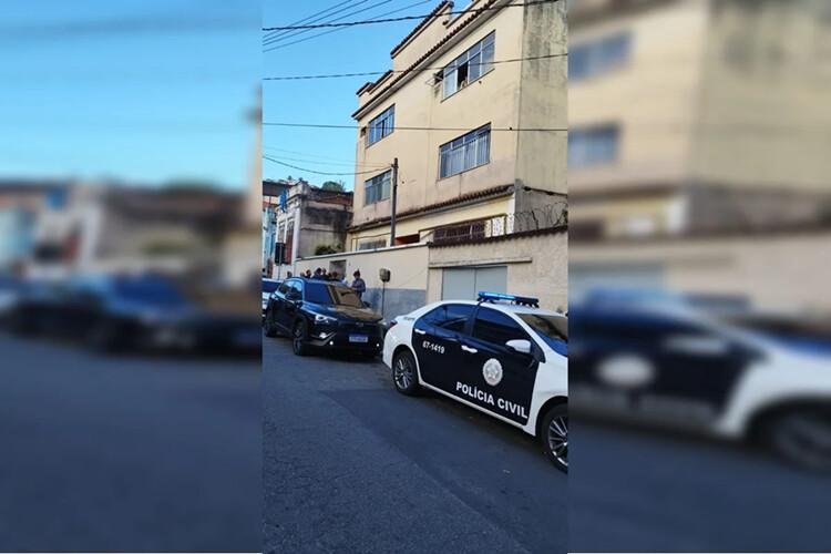 Ex-gerente de banco é presa por golpe milionário contra idosos no Rio Ex-gerente de banco é presa por golpe milionário contra idosos no Rio