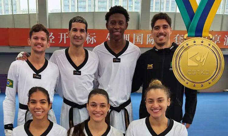 Brasil é tricampeão na Copa do Mundo por equipes de taekwondo na China Brasil é tricampeão na Copa do Mundo por equipes de taekwondo na China
