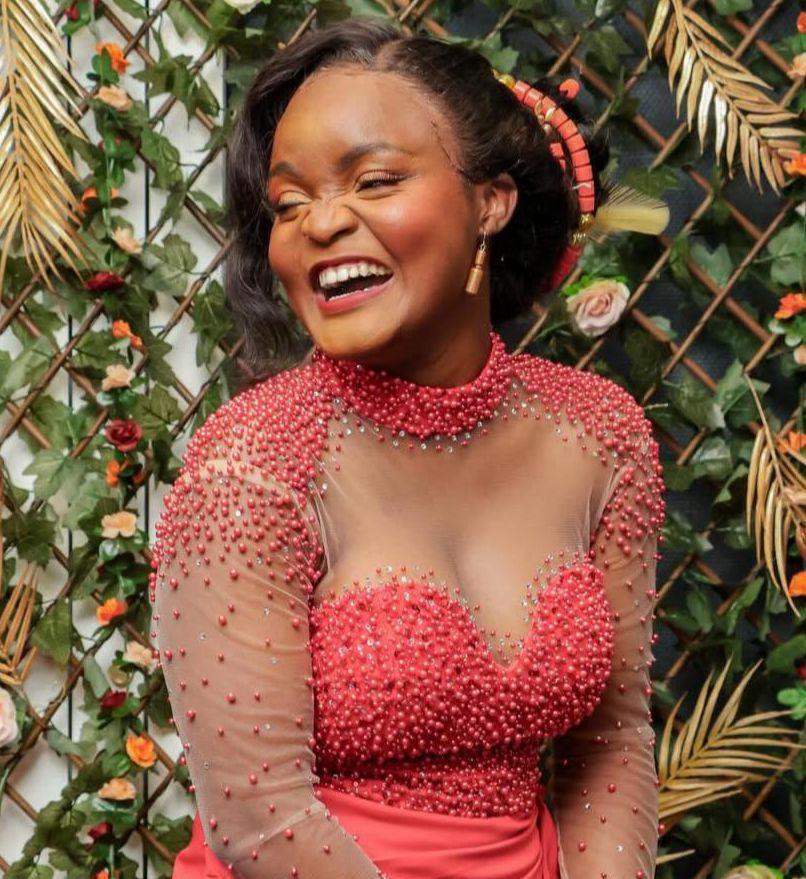 Qui est Vertu GANGAT ?