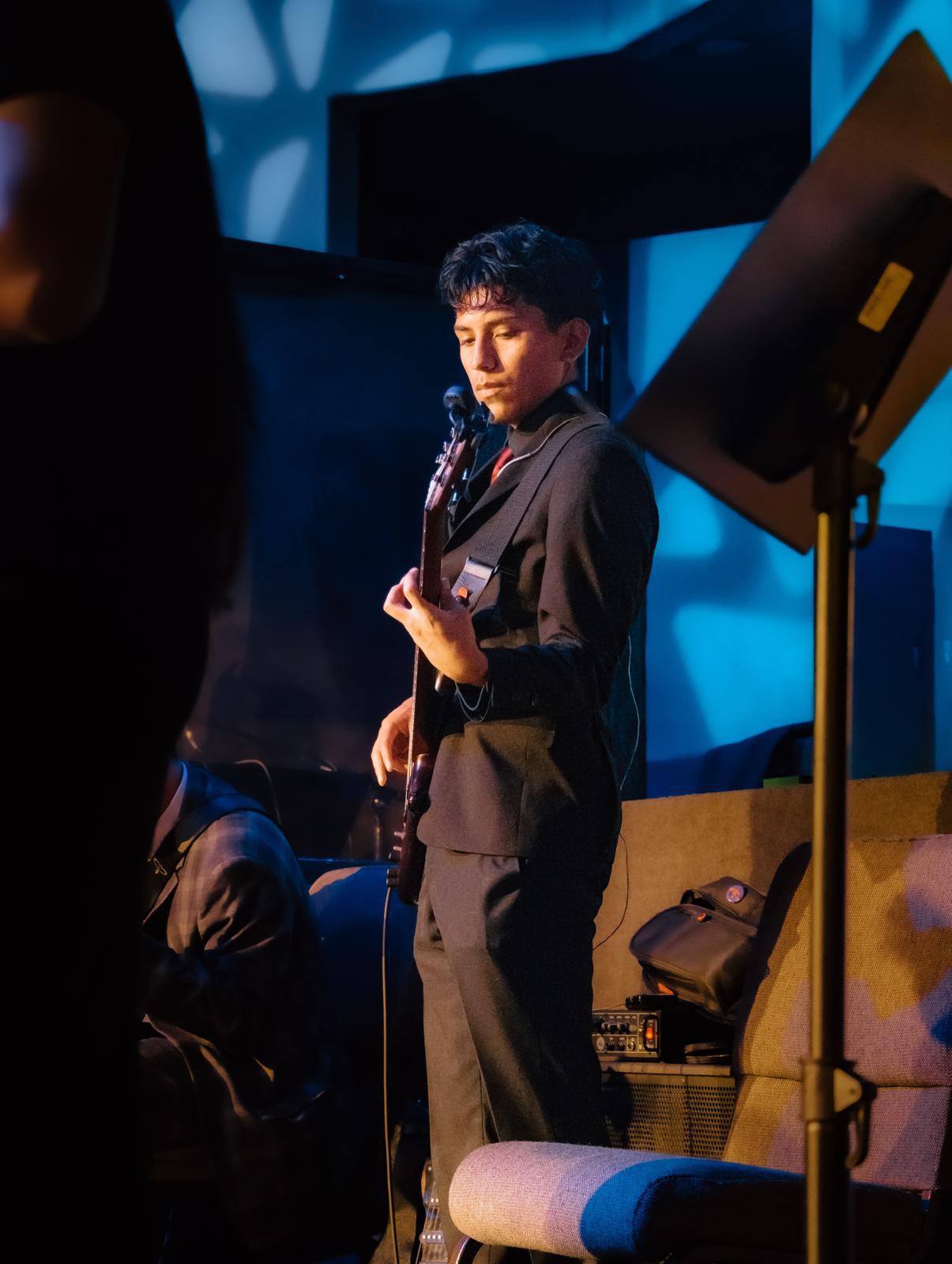 C60AC89E-7D07-4139-8E8C-6C57ABD29306